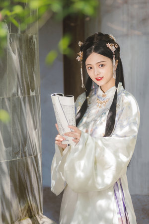 超碰伊人狠狠色