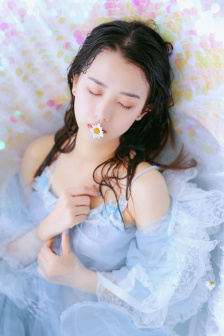 嬌小的學生VIDEOS16HD