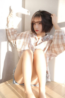 女人下面洞口用手摸有一個疙瘩