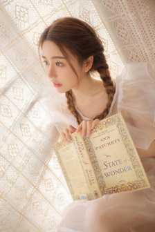 18禁美女裸體無內褲視頻