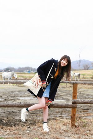 四叔一次又一次索取怎么讀