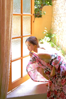 女子監獄美劇第一季完整版免費