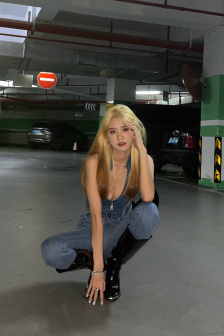 妻子在健身房被教練欺負了電視劇