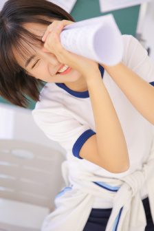 將軍吸乳漲奶妓女