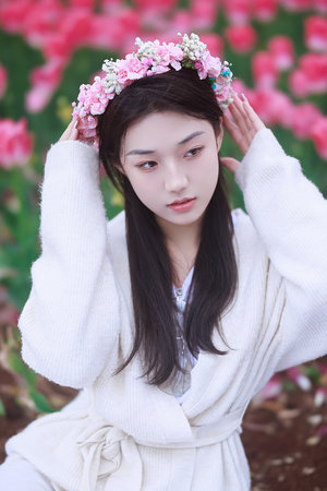 婆婆當著我的面讓老公親她