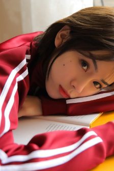 美女和帥哥一起努力生小孩