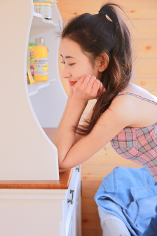 醫生含著我的奶邊摸邊做視頻