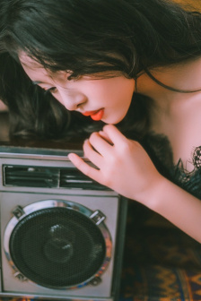 和朋友換娶妻一天視頻