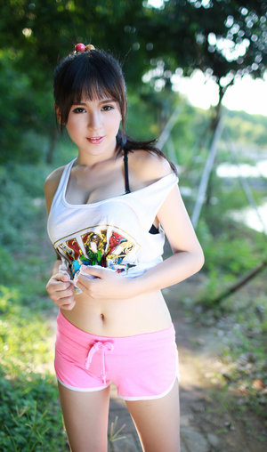 國產精品自在在線午夜精品