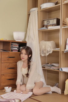 國產精品pans嫩模寫真