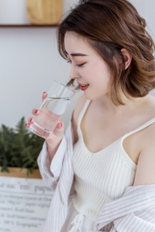 韓國三級豐滿少婦2